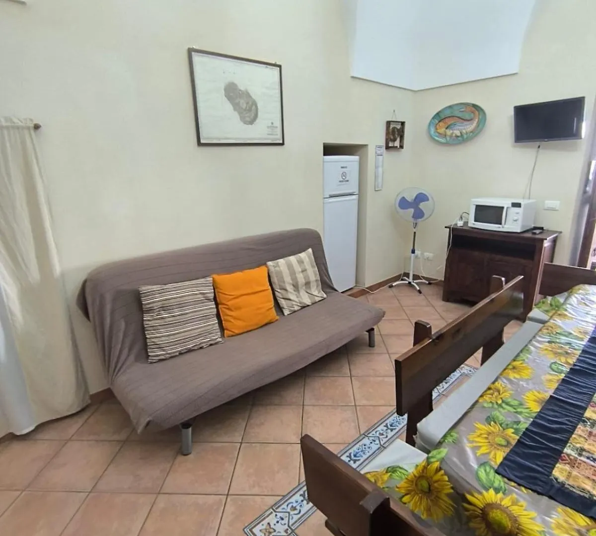 Dammuso Le Cupole Apartment Scauri  0*, Scauri (Sicily)